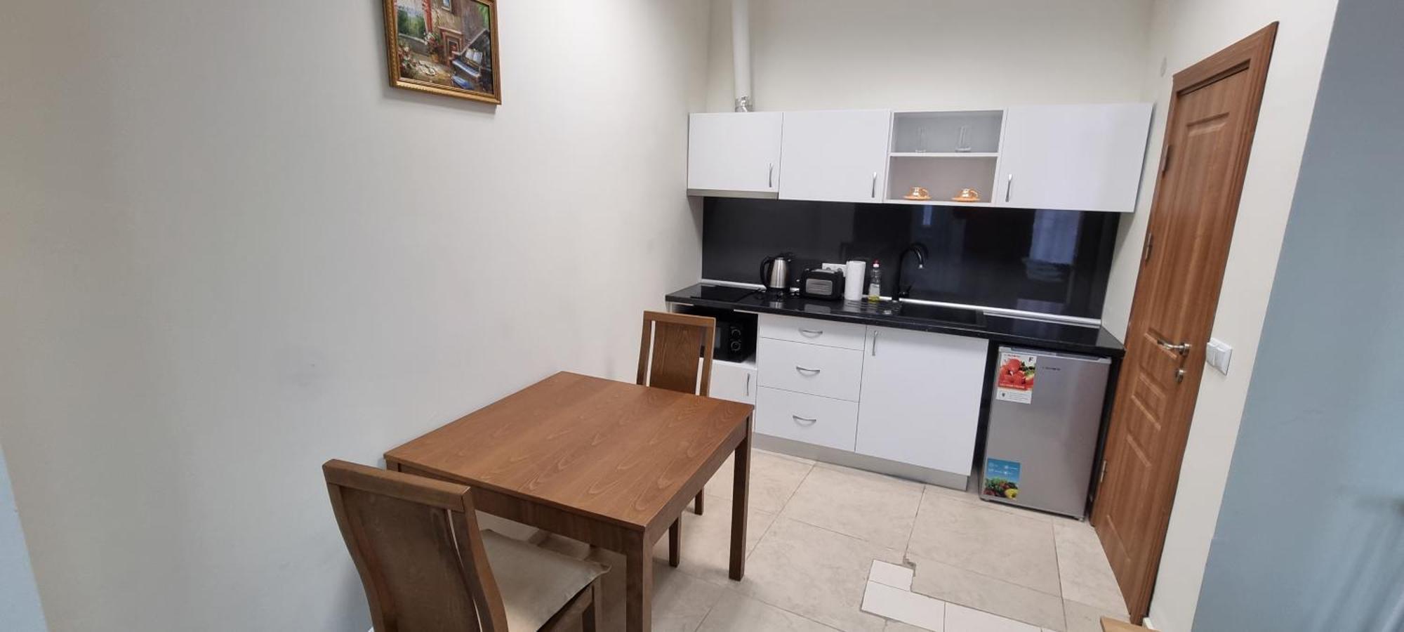 קרנבו Бутикови Студиа Брита מראה חיצוני תמונה